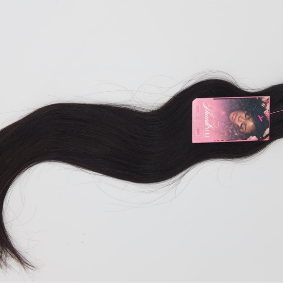 18” Raw Indian Straight Human Hair Bundle - Picture 1 of 4